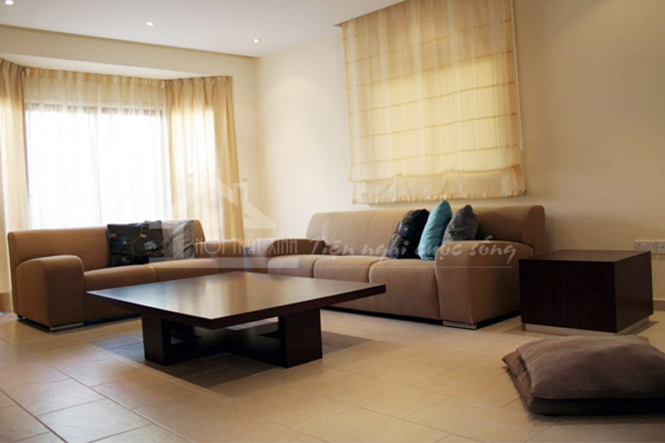 Mẫu ghế sofa kế hợp với bàn trà kiểu Nhật cho không gian nội thất gia đình thêm sang trọng