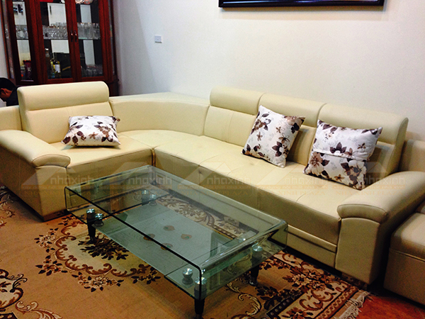 Đặt mua sofa bạn sẽ có được sản phẩm phù hợp nhất với diện tích phòng khách nhỏ nhà mình