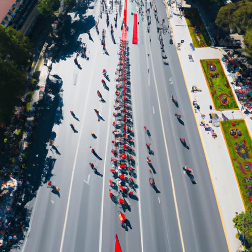 Cảnh quay từ trên cao của diễu hành trong ngày Quốc khánh tại Việt Nam