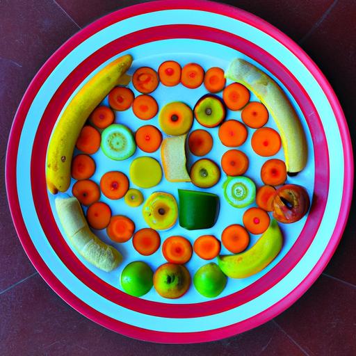 Một đĩa trái cây và rau củ tươi ngon được sắp xếp theo họa tiết đầy màu sắc