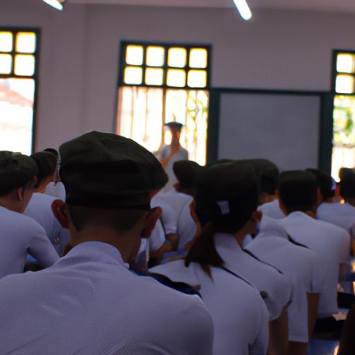 Học viên học về chiến thuật quân sự trong một lớp học tại Trường Lục quân 1