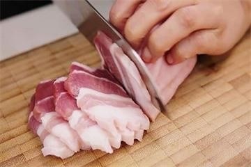 Cách làm thịt xiên nướng vỉa hè mềm ngon với công thức chuẩn
