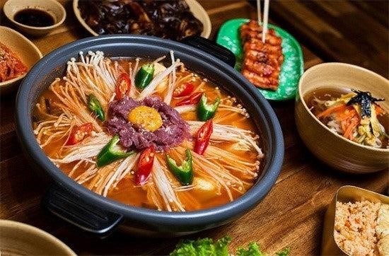 Cách nấu lẩu kim chi Hàn Quốc đơn giản tại nhà