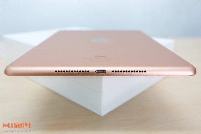 Đập hộp iPad 2018 (Gen 6): Cấu hình mạnh, giá tốt, hỗ trợ Pencil