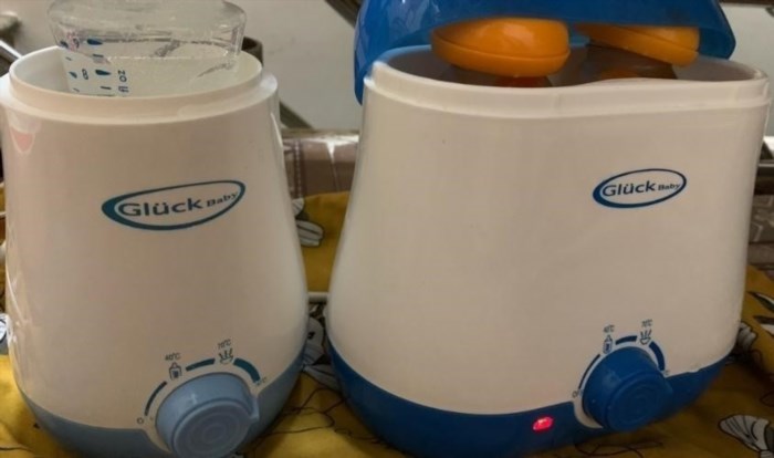 Máy hâm sữa Gluck Baby có thể sử dụng dễ dàng với chỉ 4 bước đơn giản, đảm bảo sự an toàn và hiệu quả trong việc giữ ấm sữa cho bé yêu của bạn.