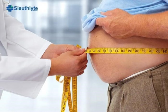 Những yếu tố ảnh hưởng đến huyết áp bao gồm: cân nặng, lượng muối trong cơ thể, mức độ hoạt động thể chất, tuổi tác, di truyền và một số bệnh lý khác như tiểu đường, bệnh thận và bệnh tim mạch.