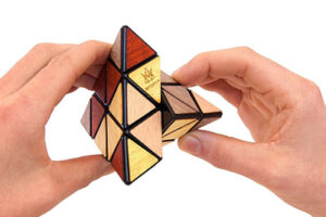 Cách chơi rubik tam giác
