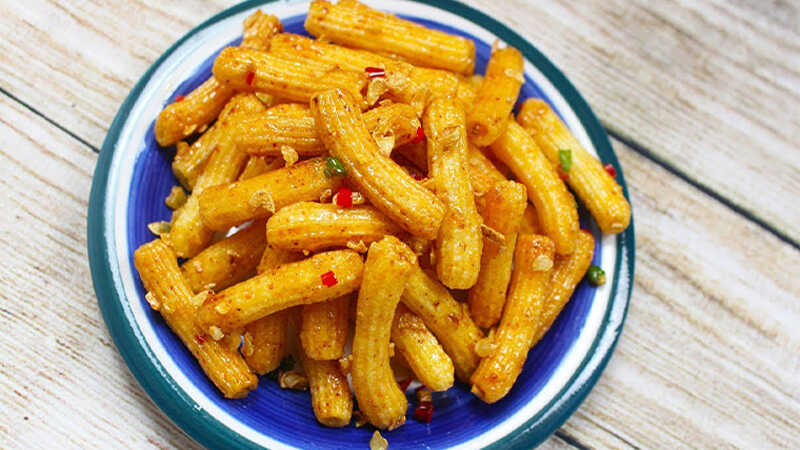 cách làm nui chiên bơ tỏi