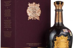 Chivas 38 bao nhiêu tiền