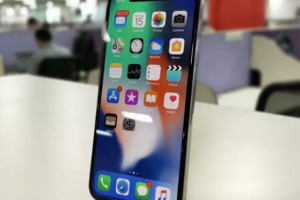 Iphone xs max bị treo táo