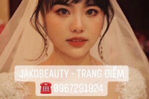 Make up cô dâu bao nhiêu tiền