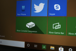 Xbox console companion là gì