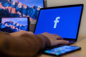 Xóa tài khoản facebook bị hack